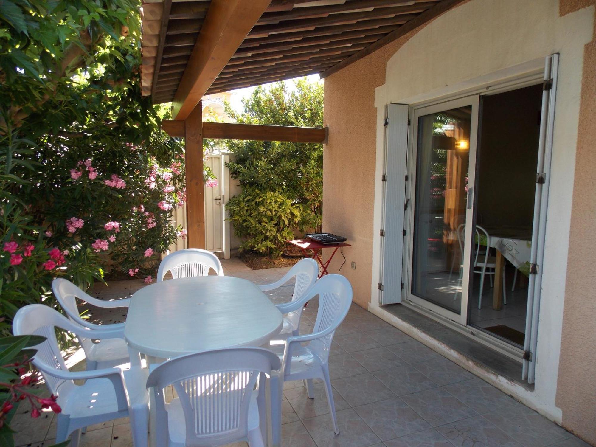 Les Amandines Villa Agde Eksteriør bilde