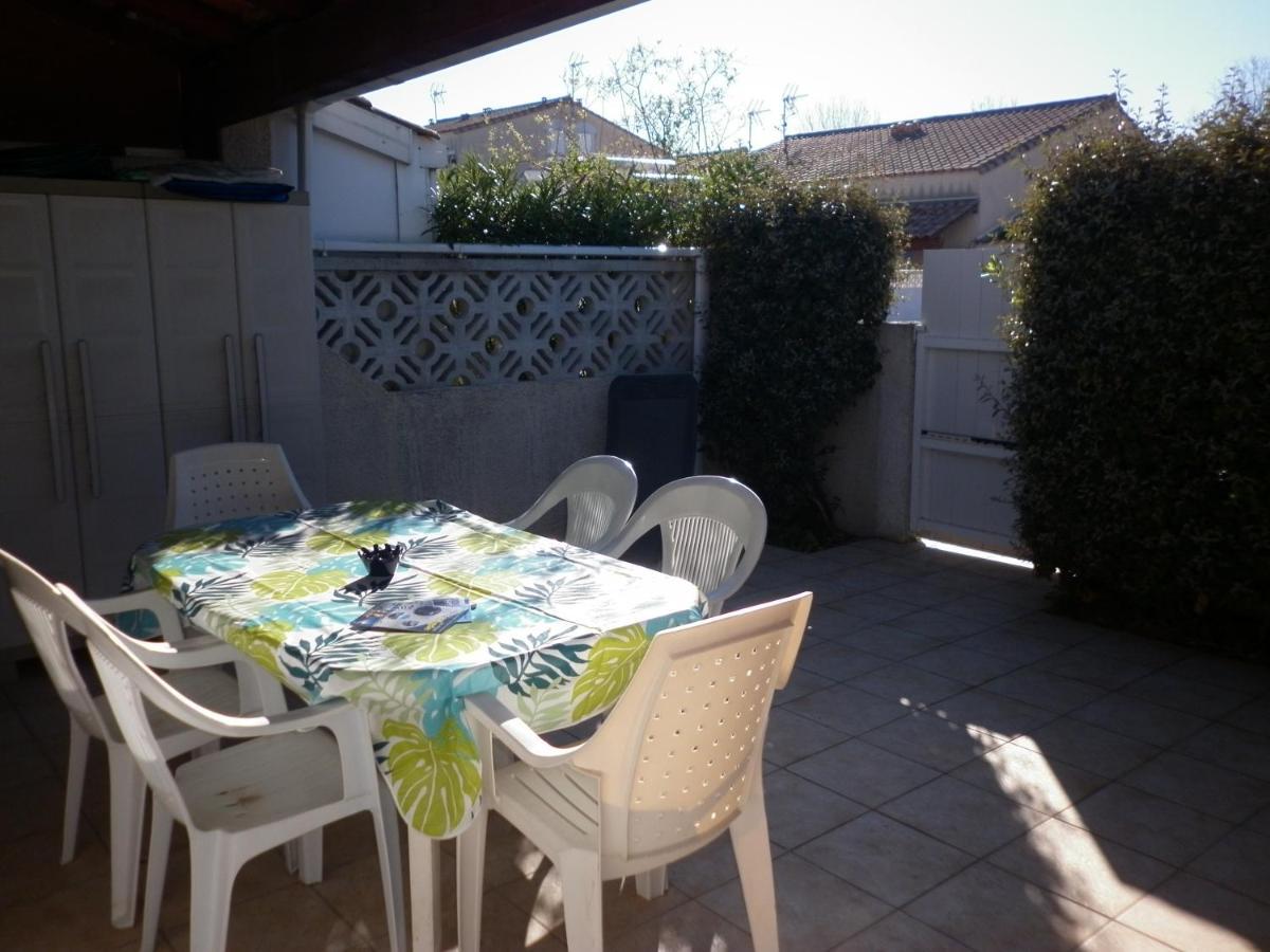 Les Amandines Villa Agde Eksteriør bilde