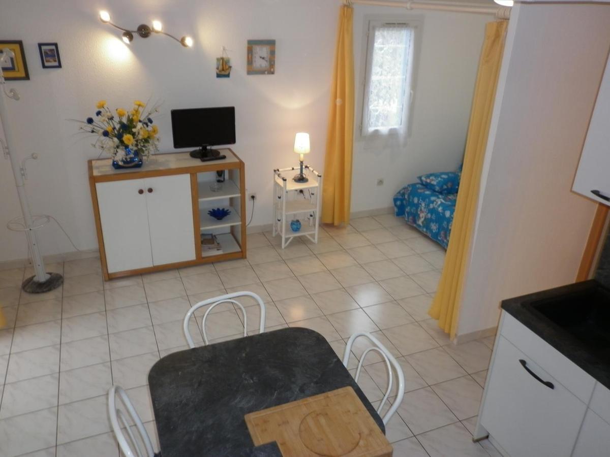 Les Amandines Villa Agde Eksteriør bilde