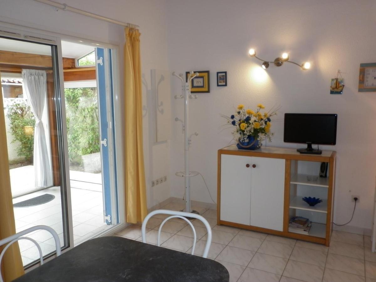 Les Amandines Villa Agde Eksteriør bilde